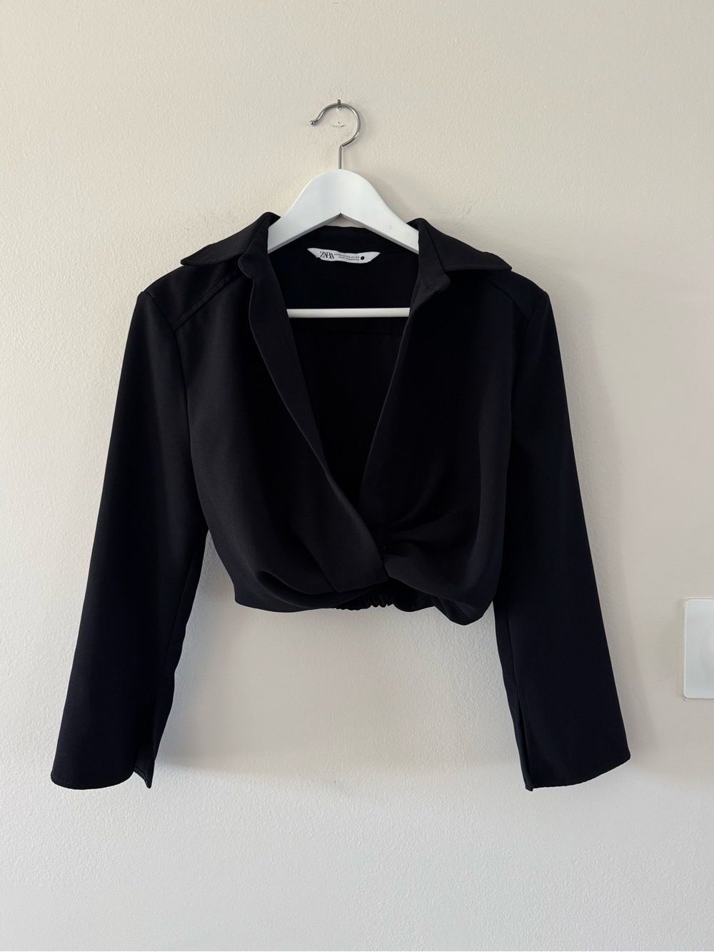 Zara Black Cropped Twist-Front Blouse